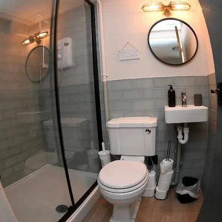 The White Bear 5*